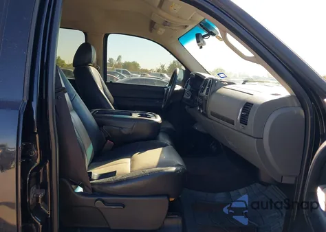 2007 Chevrolet Silverado 1500 Ls z USA, uszkodzony, nr VIN 2GCEC13C171720690